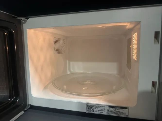 Microondas Brastemp Clean - 20l - 220v (BMC20AFBNA)