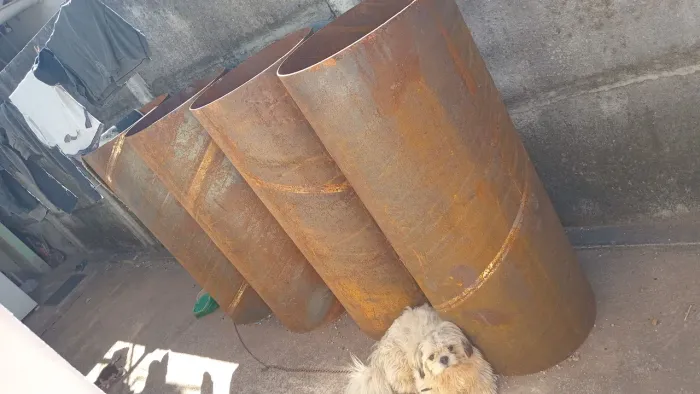 Vendo tubos de ferro 0,50/120. = 150 cada