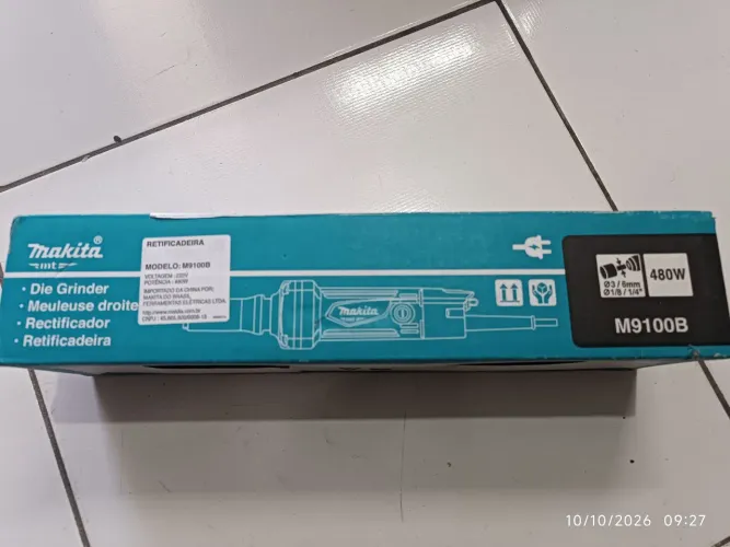 Retifica Makita M9100