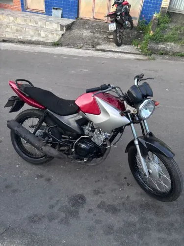 Vendo moto factor 2009
