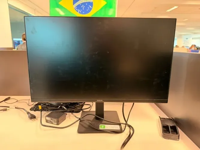 Monitor - Samsung S24D300GAL