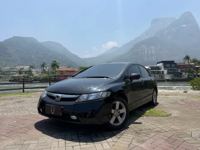 Honda Civic Sedan LXS 1.8/1.8 Flex 16V Aut. 4P 2007