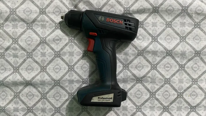 Parafusadeira Bosch GSR 1000 Smart