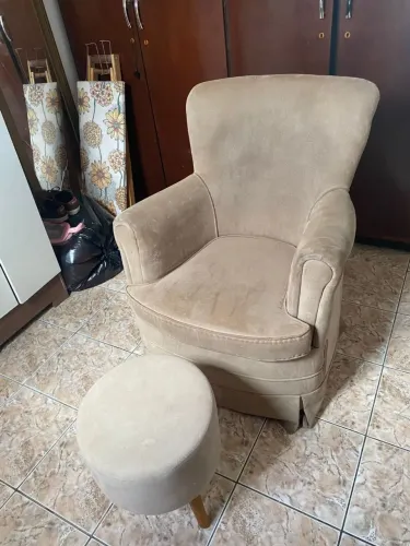 Poltrona de Amamentação Balanço - Veludo Bege