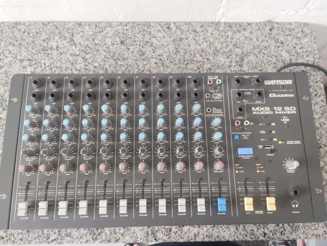 Mesa de som Wattson ciclotron 12 SD