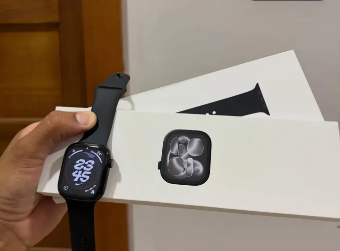 Apple Watch S11 46mm Lacrado