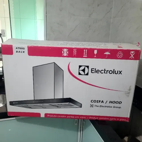 Vende uma coifa nova nunca usada .
