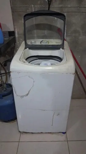 Maquina de lavar com defeito