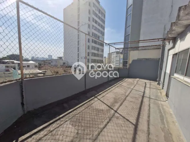 Praça da Bandeira | Prédio Comercial
