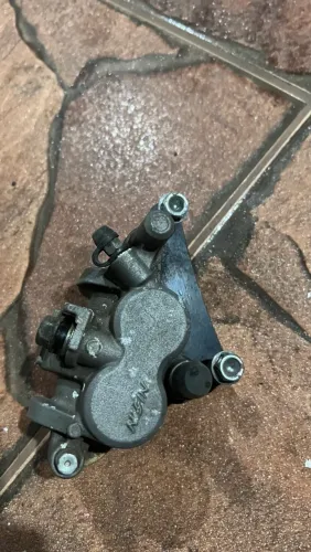 Pinça original de cg 150 2015