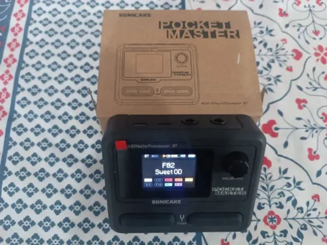 pedaleira pocket master muito nova