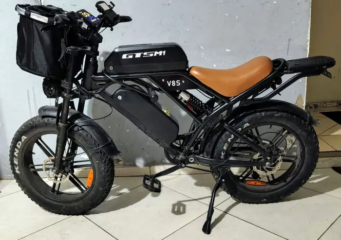Bicicleta elétrica v8 s + 2 BATERIA 15ah