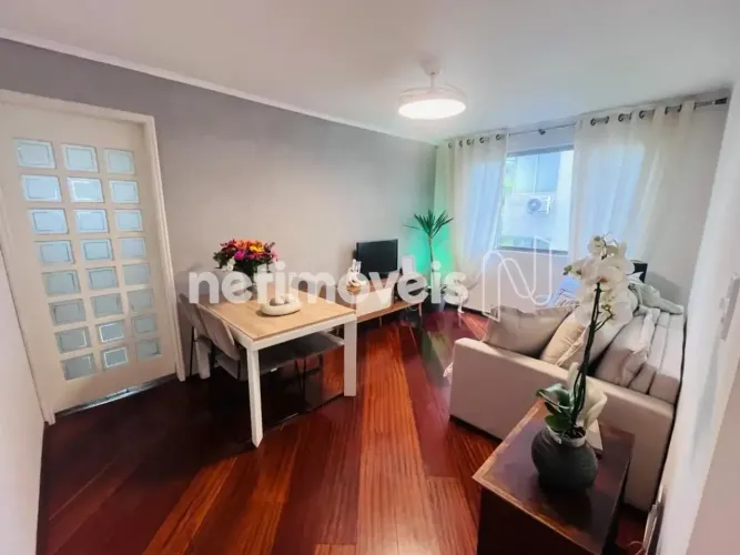Apartamento para Venda com 2 Dormitórios no bairro Santa Cecilia