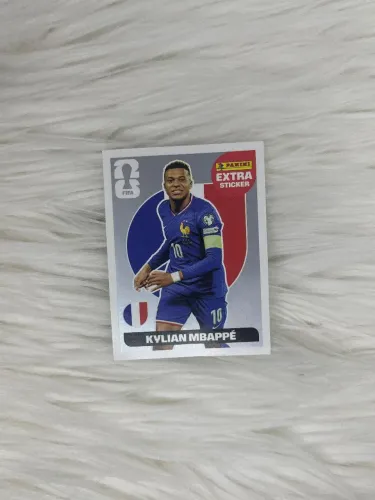 Vendo 2 figurinhas da copa 2026 , Mbappé prata / Yamal bordo. Extra Sticker