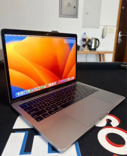 MacBook Pro 13? Retina 2017- i5-8gb de ram-128 ssd. Impecável !!! (Até 4x s/juros))