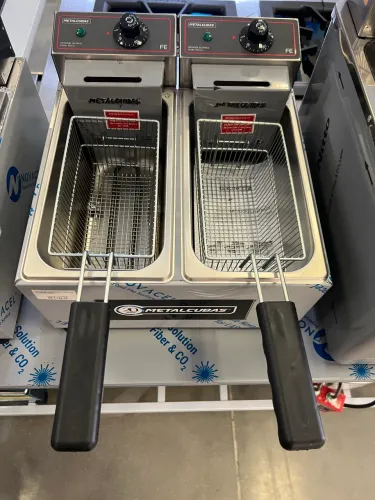 Fritadeira de bancada de 2 cestos 3L - pronta entrega 