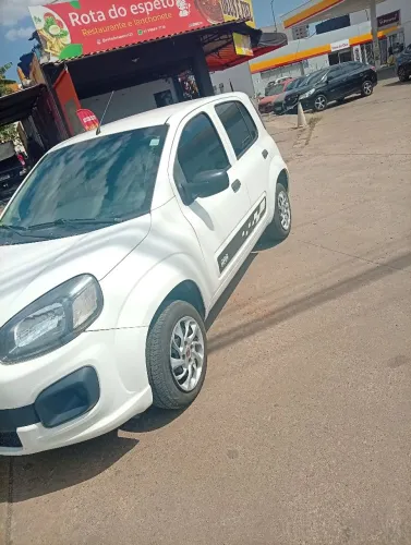 Fiat Uno Attractive 1.0 EVO Fire Flex 8V 5P 2021