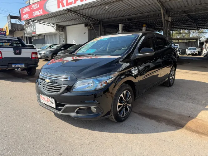 Chevrolet Onix Hatch LTZ 1.4 8V Flex Power Mec. 4P 2015