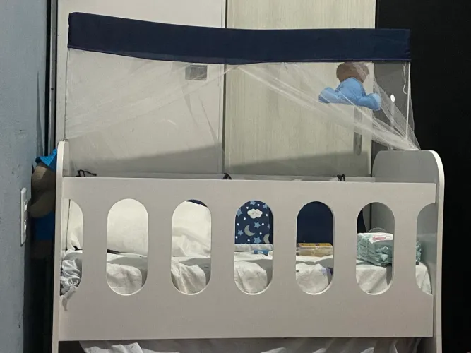 Mini berço com colchão 