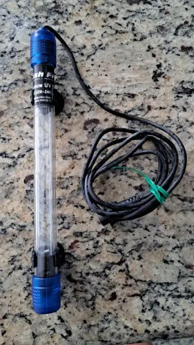 LAMPARA GERMICIDA UV 9W 110V C/FONTE INDICADA PARA AQUARIO E ESTERILIZAÇÃO CAIXA AGUA