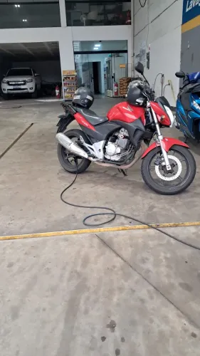 Cb 300