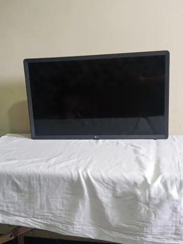 VENDO SMART TV 32/ PREÇO NEGOCIÁVEL 