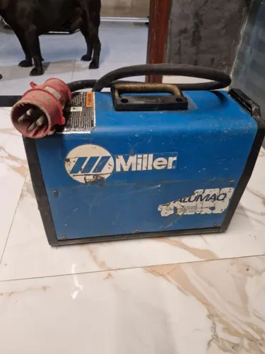 Máquina de solda inversora Miller CST 280