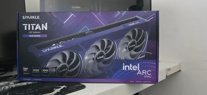 Placa de vídeo Arc B580 12Gb Titan Triplo Fan Nova!