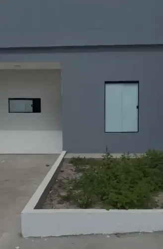 Imóvel para aluguel possui 60 metros quadrados com 2 quartos em Planalto - Arapiraca - AL