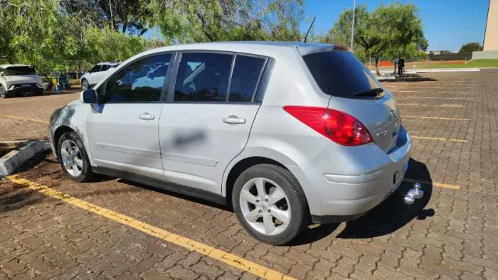 Nissan Tiida S 1.8/1.8 Flex 16V Mec. 2013