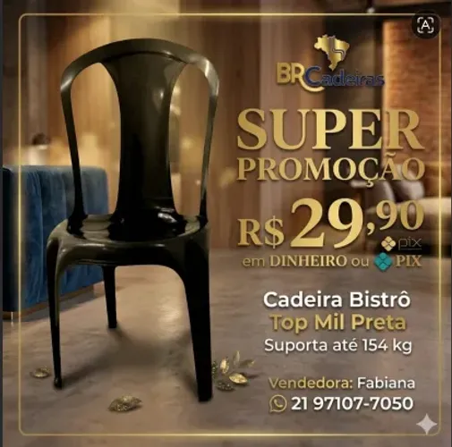 Cadeira plastica preta