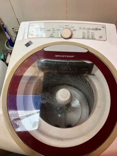 Máquina de lavar 11kg BRASTEMP