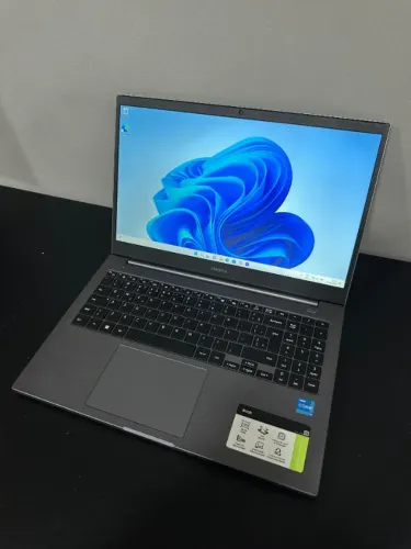 Samsung Book I3 11° Geração / 8GB RAM / 256GB SSD NVMe