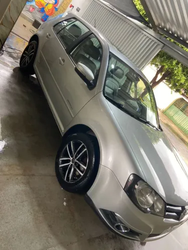 Volkswagen Golf Sportline 1.6 MI Total Flex 8V 4P 2013