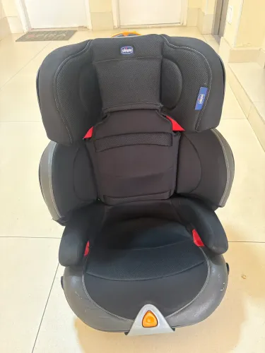 Cadeirinha Chicco - oasys 2 - 3 fixplus evo jet black - Super conservada 