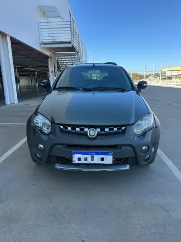 Fiat Palio Weekend Adventure Locker 1.8 Flex 2013
