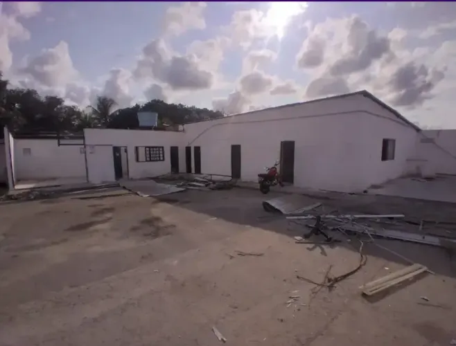 Lote para Venda em Jaboatão dos Guararapes, Muribeca, 1 dormitório, 1 banheiro