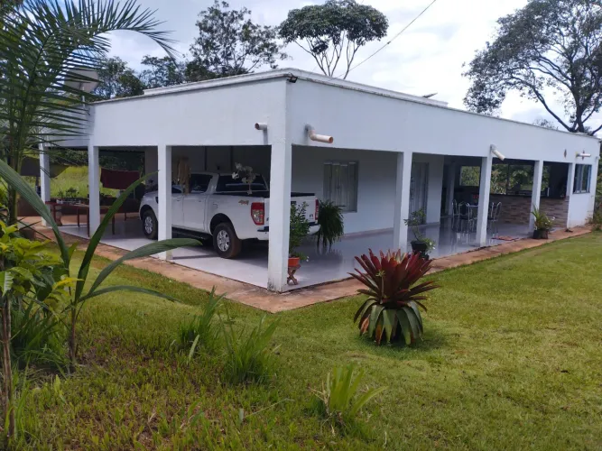 VENDE SE UMA LINDA CHÁCARA EM PETROLINA DE GOIAS: