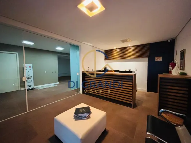 Casa Comercial para Locação no Cambuí, Campinas-SP: 5 Salas, 2 Banheiros, 2 Vagas de Garag