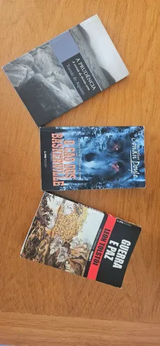 Guerra e paz, O cão dos Baskerville, A Prudência. Três clássicos,  grande Oportunidade. 