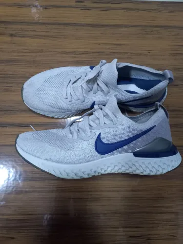 Nike react original tm43 usado