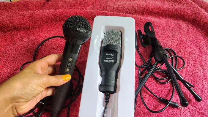 Microfones com fio 