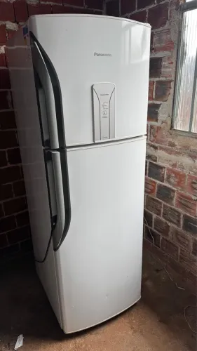 Geladeira Panasonic frost free