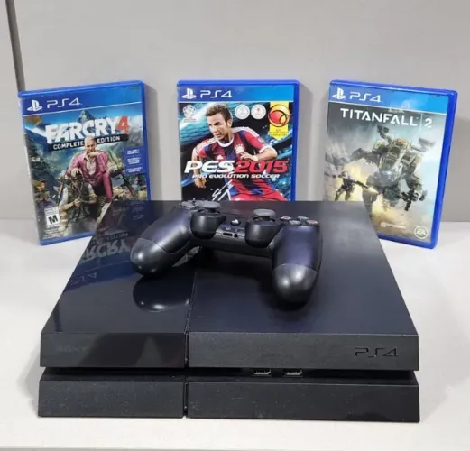 PS4 FAT 500G (MANUTENÇÃO EM DIA)