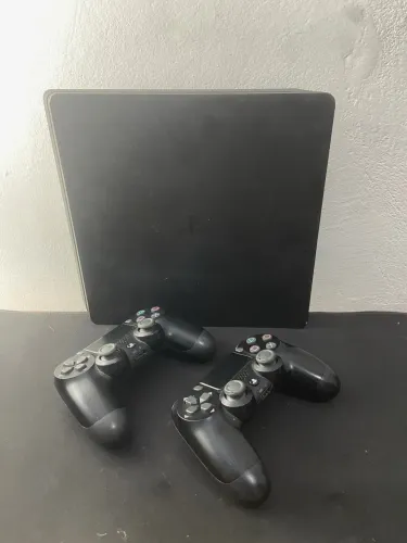 ? PS4 À VENDA / TROCO POR PC ?