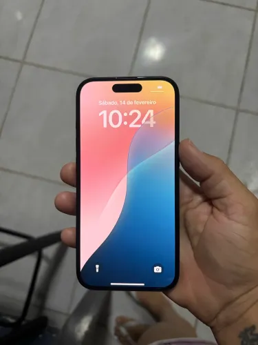 iPhone 15 128g novo