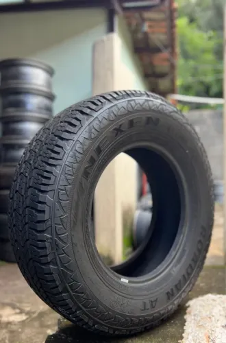 Pneus 275/70R18 Nexen A/t