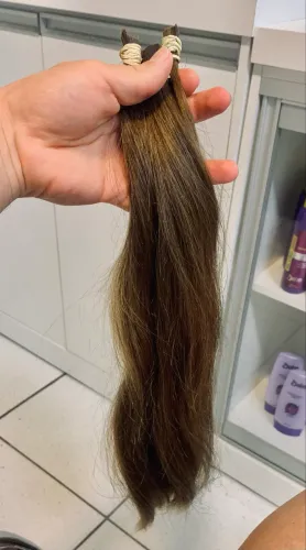 Vende-se cabelo loiro natural