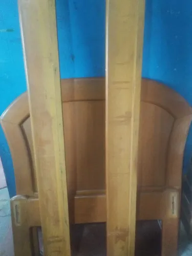 Cama solteiro.