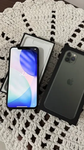 iPhone 11 Pro Max 64 GB c/ Caixa